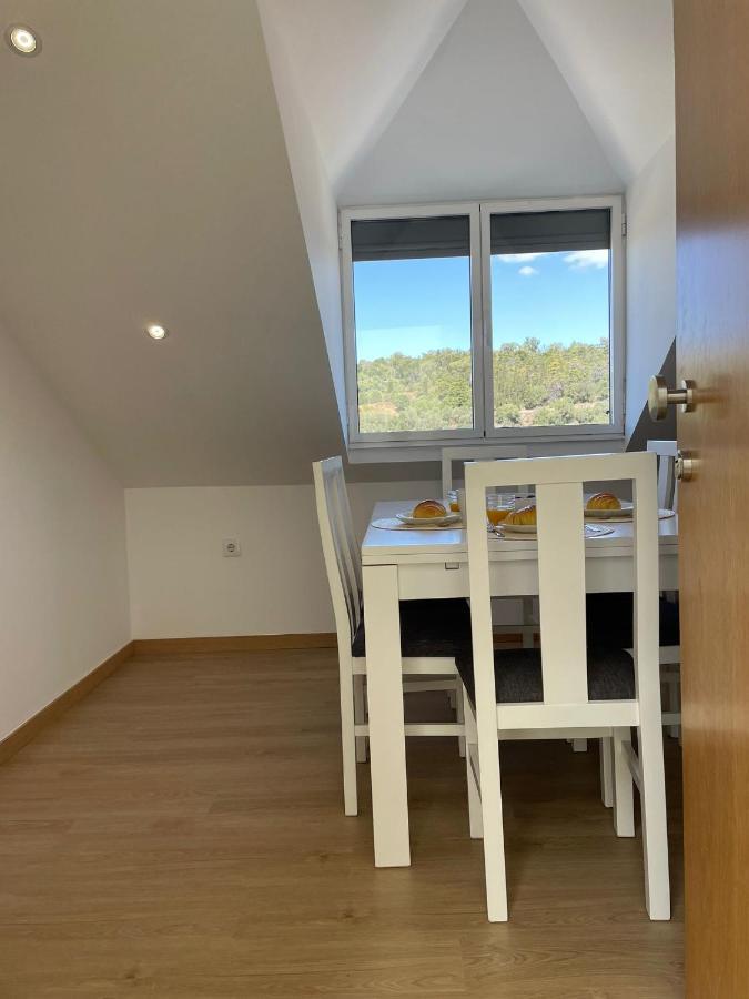 Vita Portucale ! Stylish Apartment Campo Ourique Lisboa Екстериор снимка