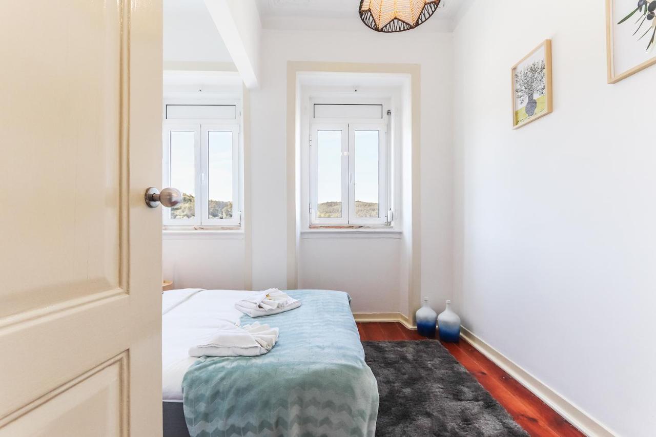 Vita Portucale ! Stylish Apartment Campo Ourique Lisboa Екстериор снимка